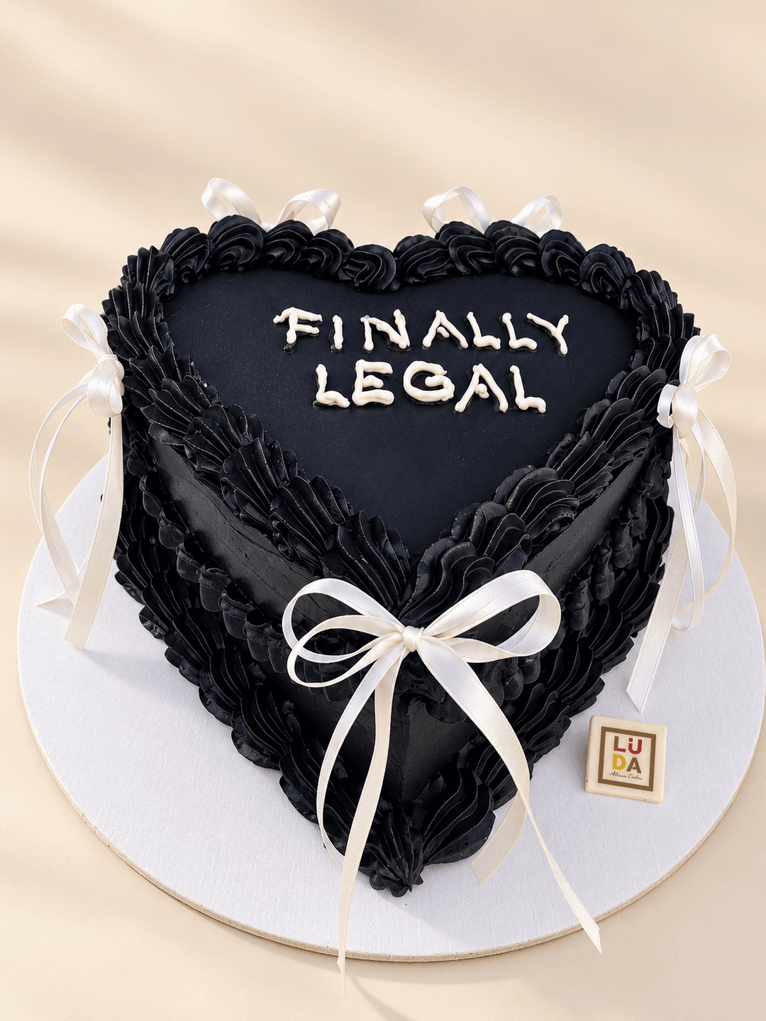 Torta Fiocco Nero