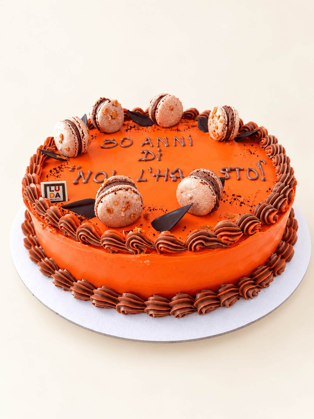 Torta Arancia e Macaron